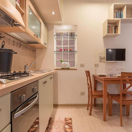 Coronari Central Apartment Rome Bagian luar foto
