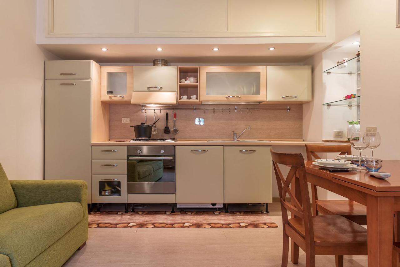 Coronari Central Apartment Rome Bagian luar foto