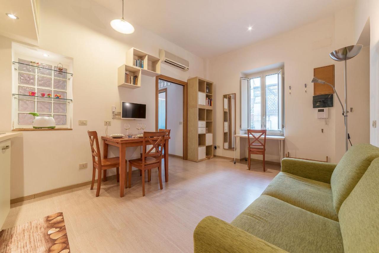 Coronari Central Apartment Rome Bagian luar foto