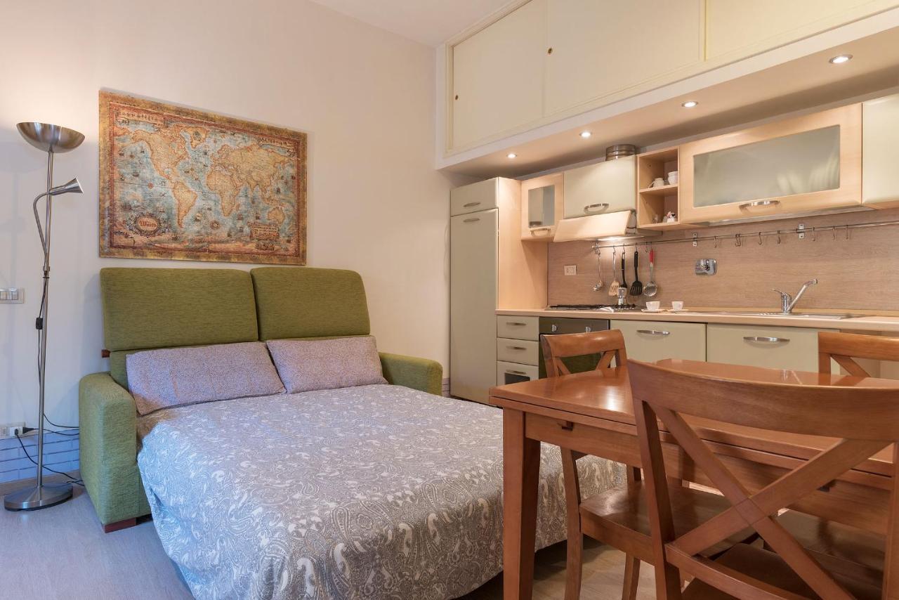 Coronari Central Apartment Rome Bagian luar foto